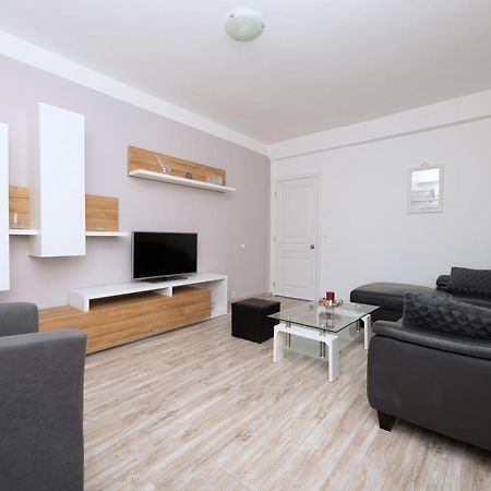 Apartments Talija Drašnice Extérieur photo