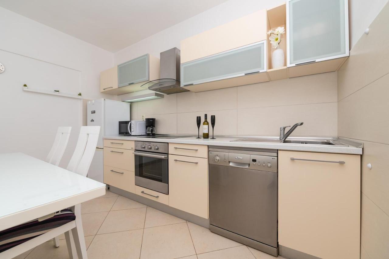 Apartments Talija Drašnice Extérieur photo