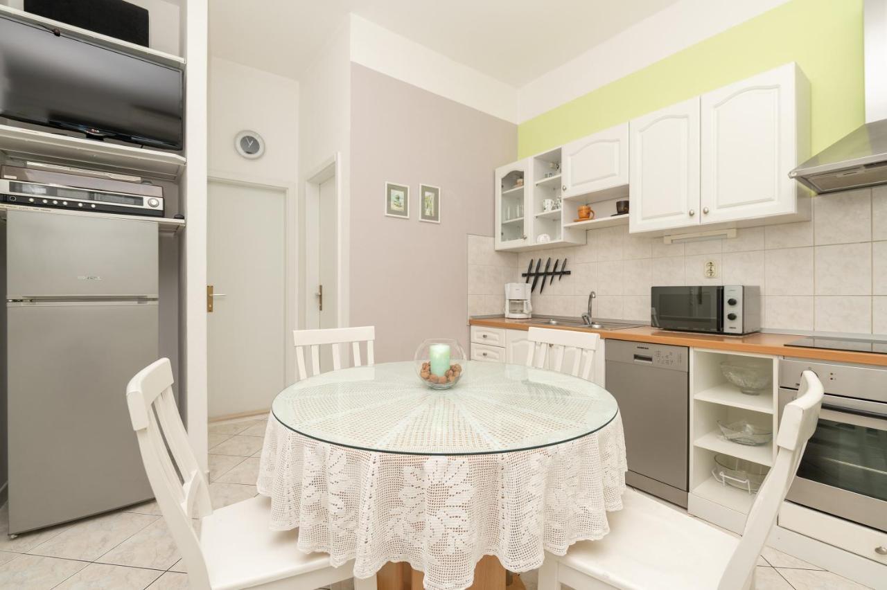 Apartments Talija Drašnice Extérieur photo